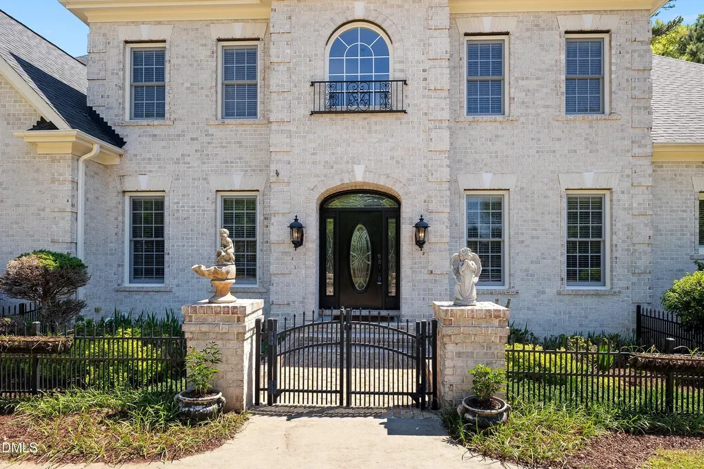 12554 Village Springs Road Raleigh NC 27614