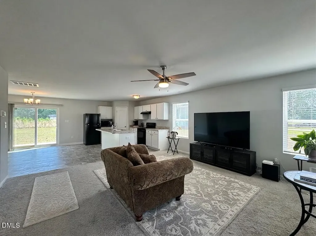 72 Betty Ann Street Dunn NC 28334