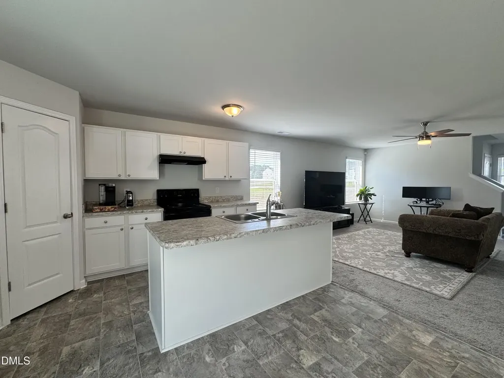 72 Betty Ann Street Dunn NC 28334