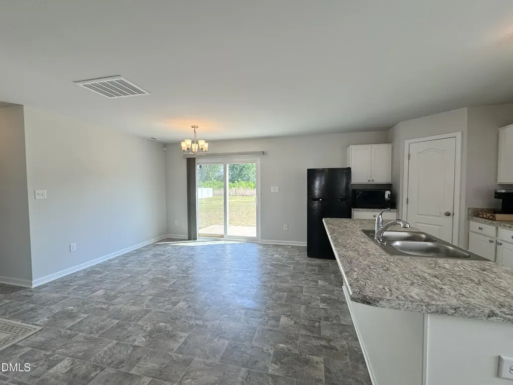 72 Betty Ann Street Dunn NC 28334