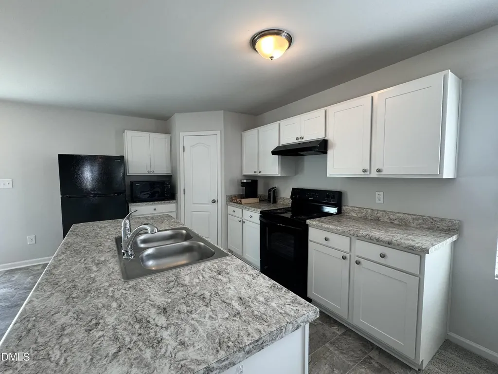 72 Betty Ann Street Dunn NC 28334