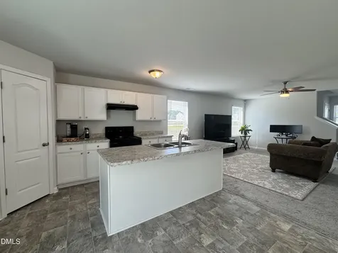 72 Betty Ann Street Dunn NC 28334