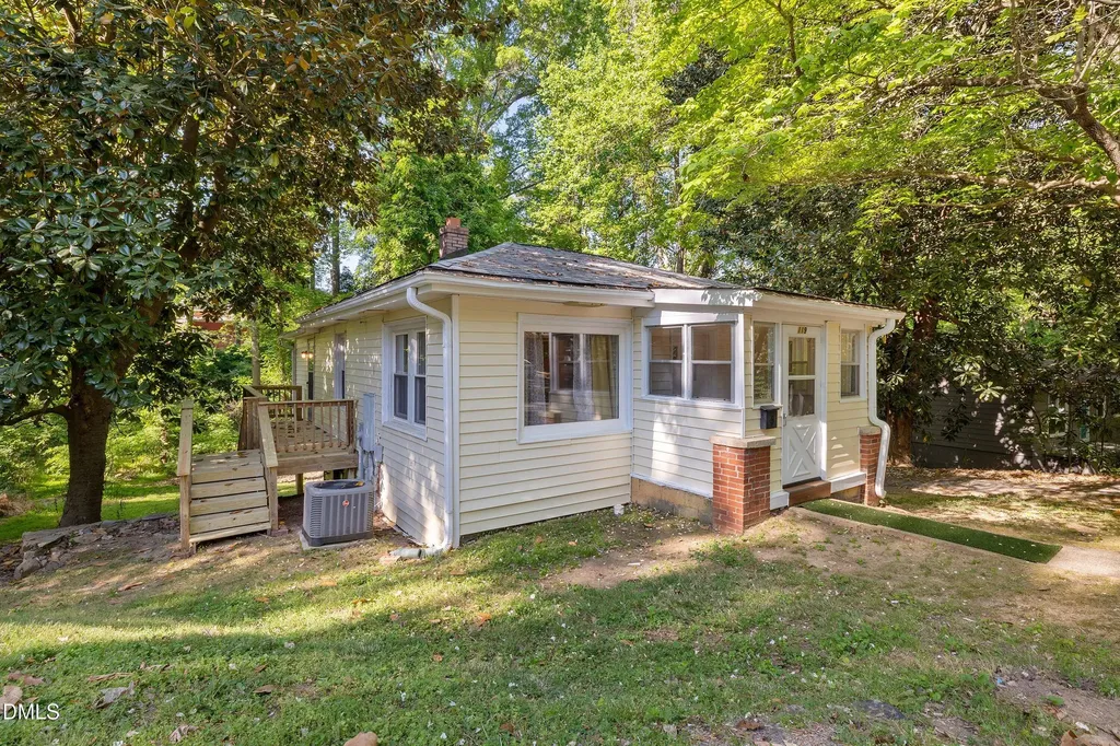 119 Johnson Street Chapel Hill NC 27516