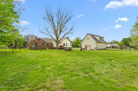 179 Dodson Road Mebane NC 27302
