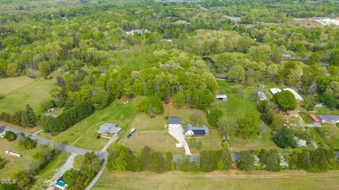 179 Dodson Road Mebane NC 27302