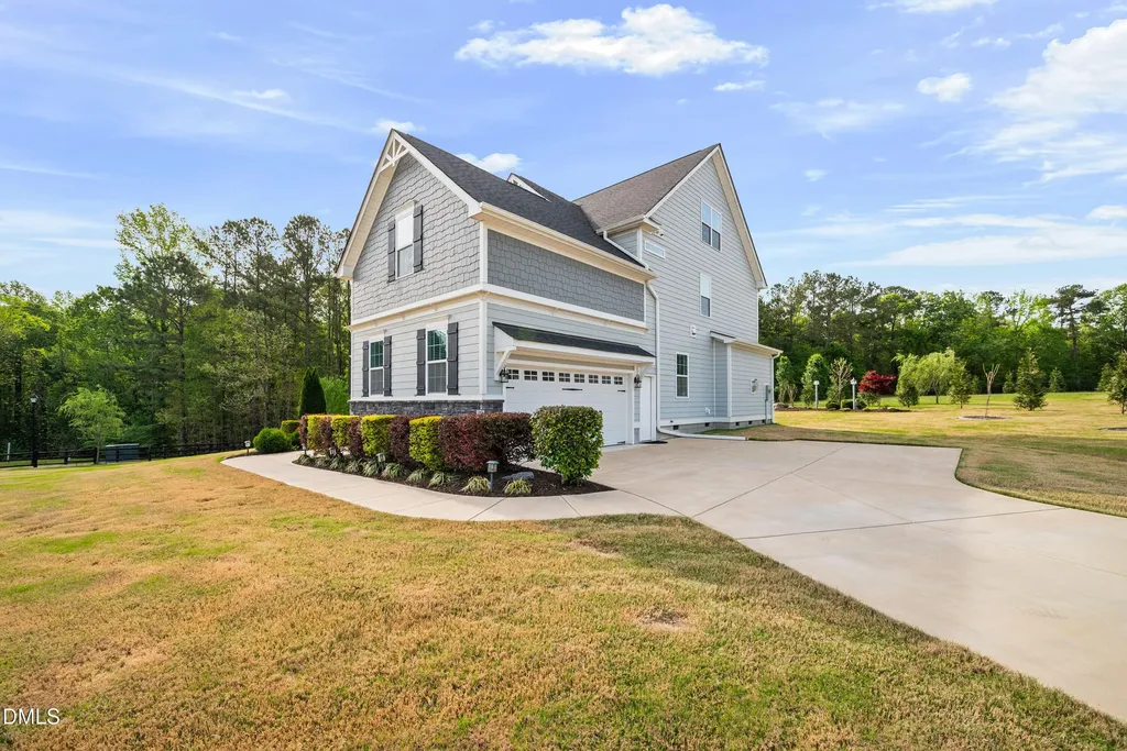 33 Barletta Court Clayton NC 27527
