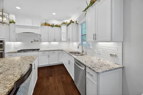 33 Barletta Court Clayton NC 27527