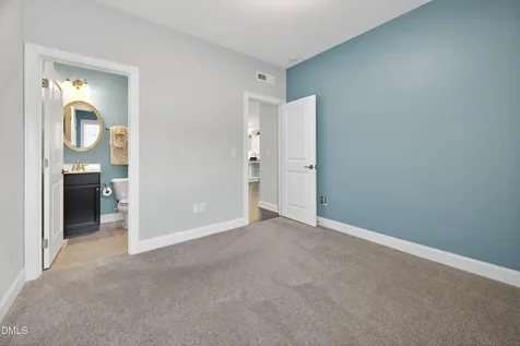 33 Barletta Court Clayton NC 27527