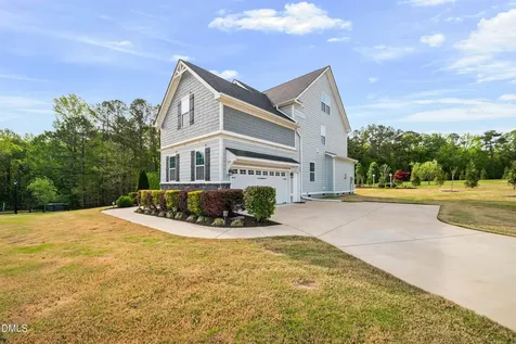 33 Barletta Court Clayton NC 27527