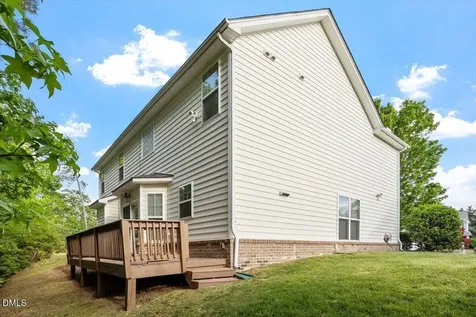 1757 Laurel Park Place Cary NC 27511