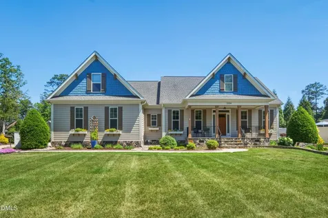 1304 Golden Bluff Lane Fuquay Varina NC 27526