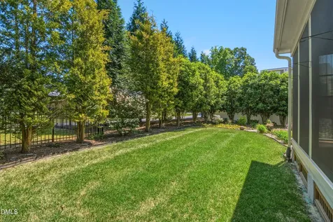 1304 Golden Bluff Lane Fuquay Varina NC 27526