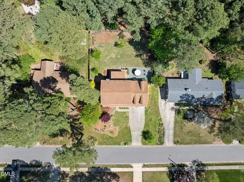 105 Penny Lane Cary NC 27511