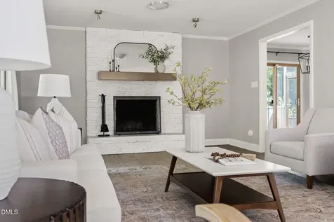 105 Penny Lane Cary NC 27511