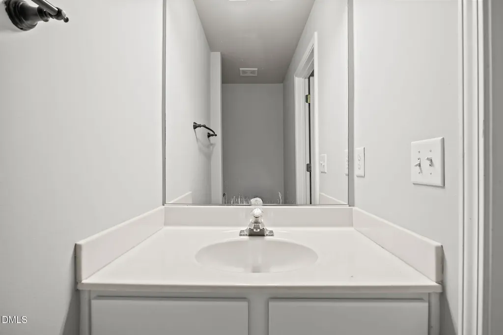 4718 Longhill Lane Raleigh NC 27612