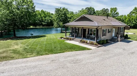 394 King Road Castalia NC 27816
