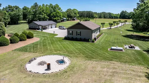 394 King Road Castalia NC 27816