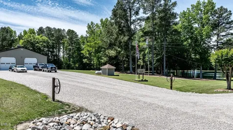 394 King Road Castalia NC 27816