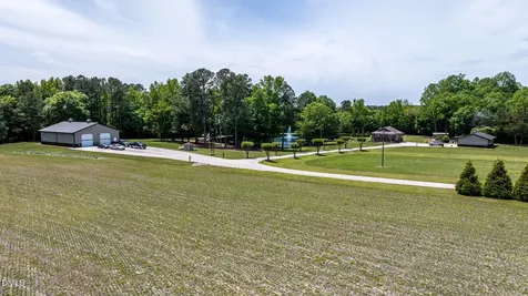 394 King Road Castalia NC 27816