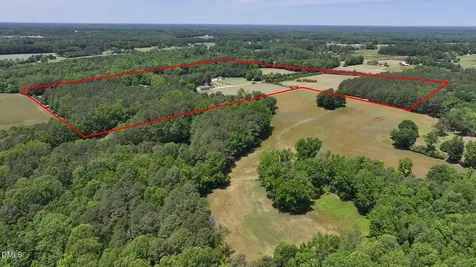 394 King Road Castalia NC 27816