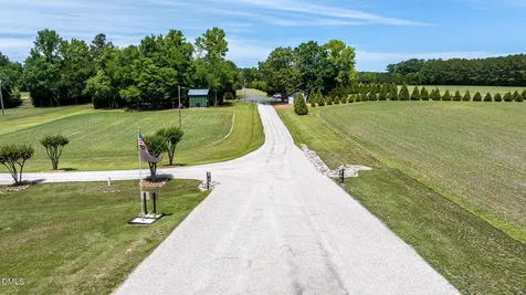394 King Road Castalia NC 27816