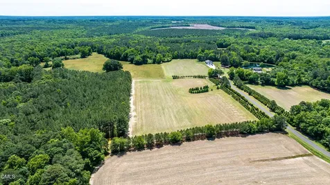 394 King Road Castalia NC 27816