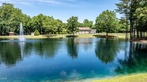 394 King Road Castalia NC 27816