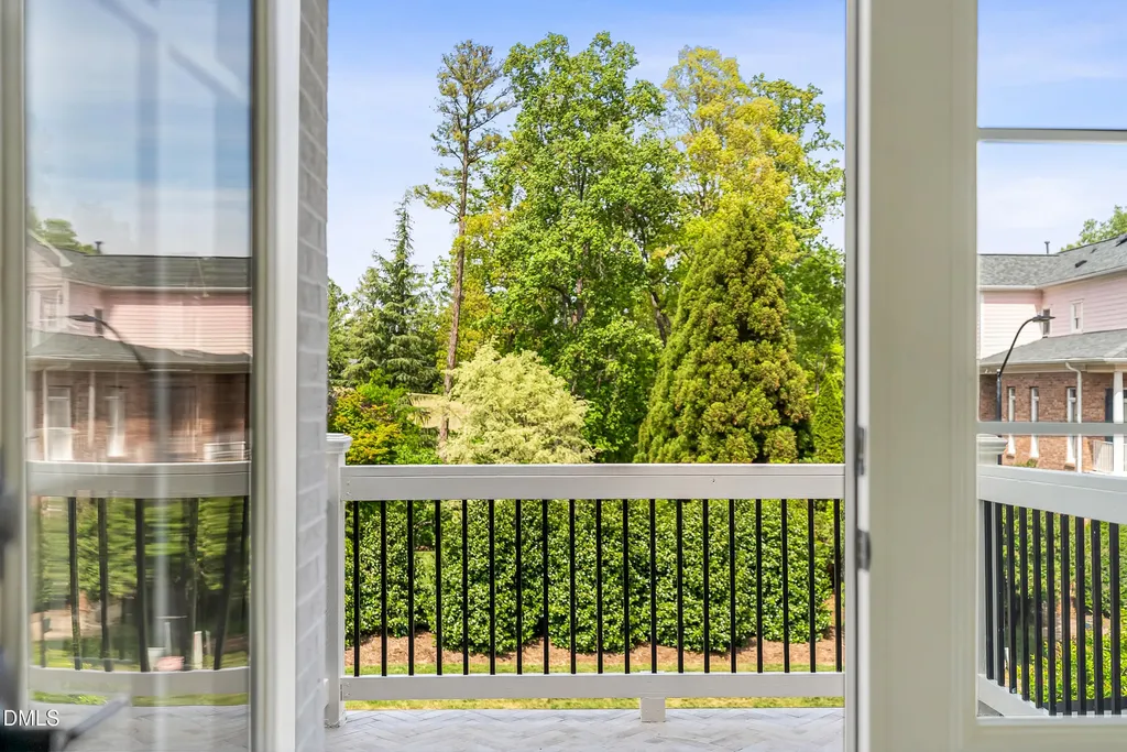 2812 Charleston Oaks Drive Raleigh NC 27614