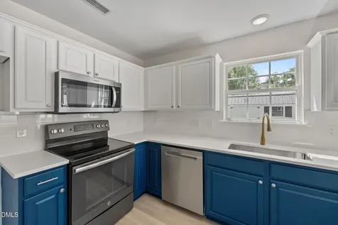 1119 Briarwood Drive Mebane NC 27302