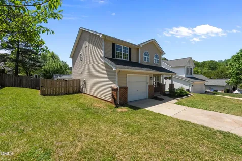 1119 Briarwood Drive Mebane NC 27302