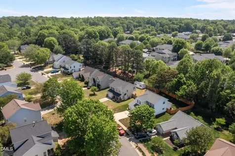 1119 Briarwood Drive Mebane NC 27302