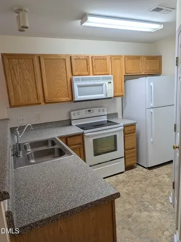 2801 Trailwood Pines Lane Raleigh NC 27603