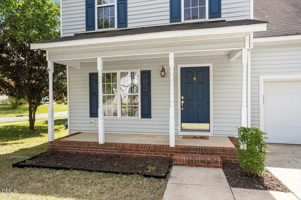 528 Arbor Creek Drive Holly Springs NC 27540