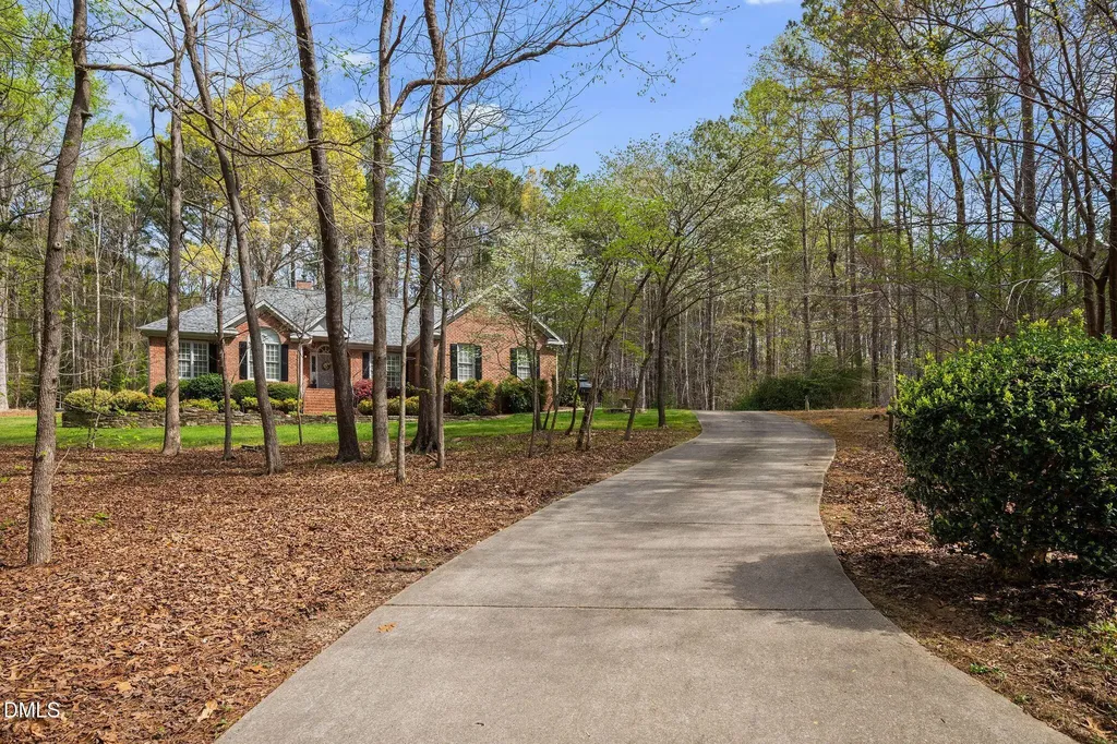 3744 Duxford Raleigh NC 27614