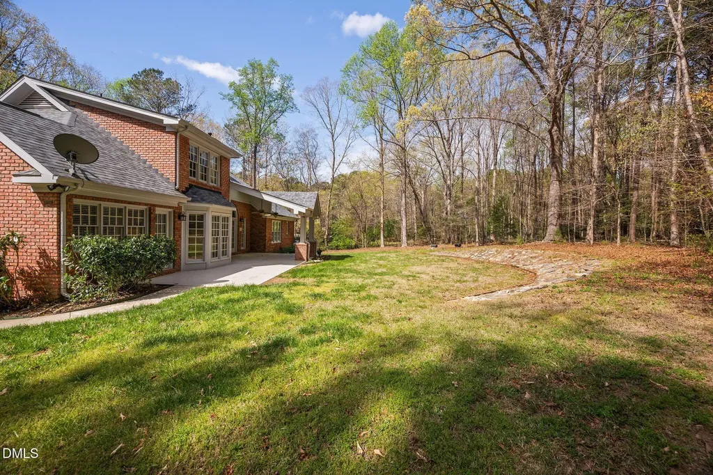 3744 Duxford Raleigh NC 27614