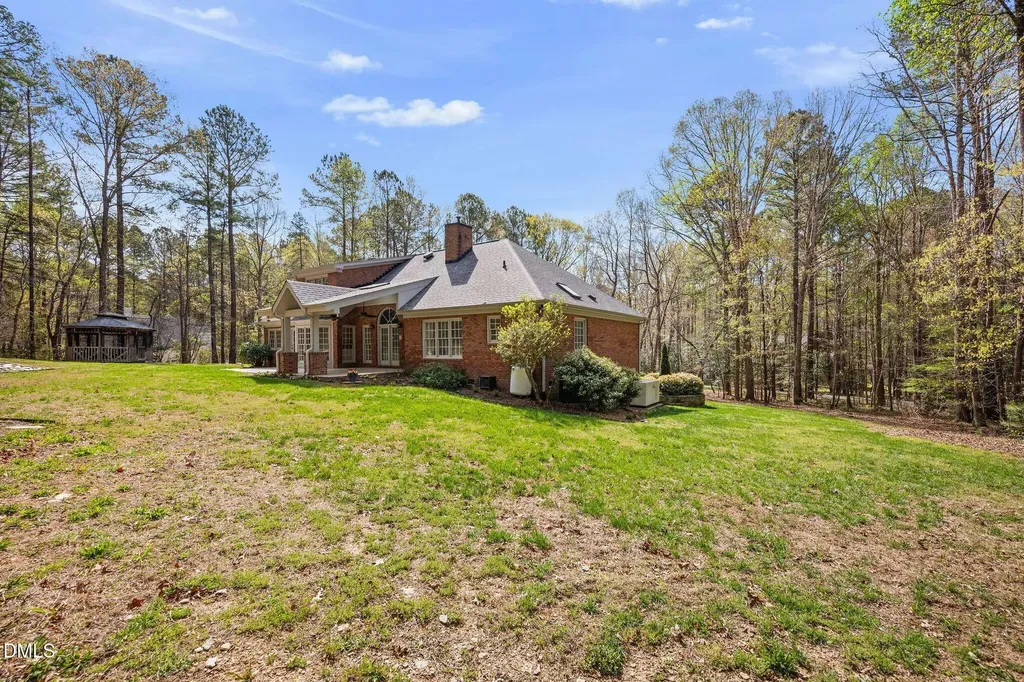 3744 Duxford Raleigh NC 27614
