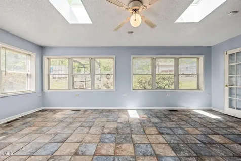 323 Shannon Drive Eden NC 27288