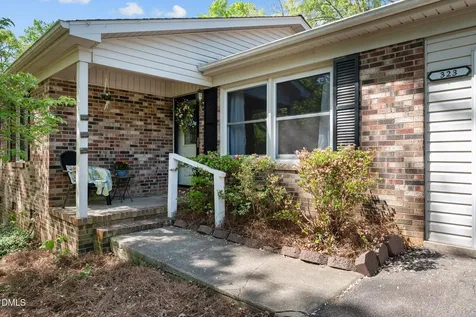 323 Shannon Drive Eden NC 27288