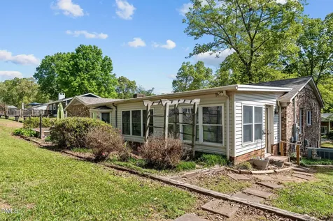 323 Shannon Drive Eden NC 27288