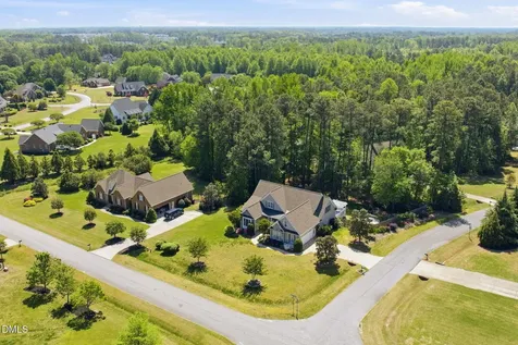 7813 Twin Pines Way Fuquay Varina NC 27526