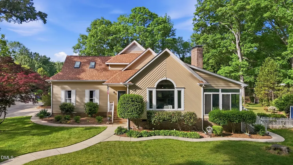 2504 Whippletree Drive Raleigh NC 27603