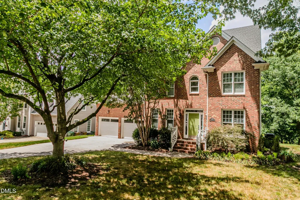 108 Ferncroft Court Cary NC 27519