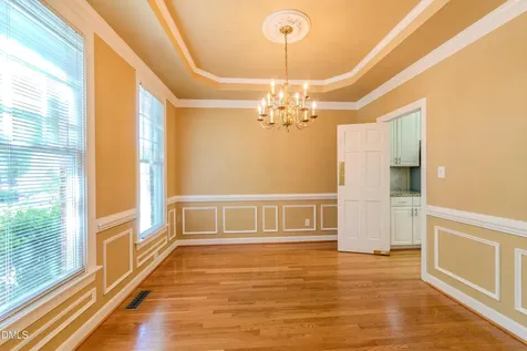 108 Ferncroft Court Cary NC 27519