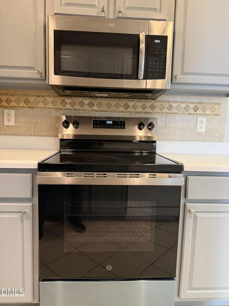 109 Lacombe Court Holly Springs NC 27540