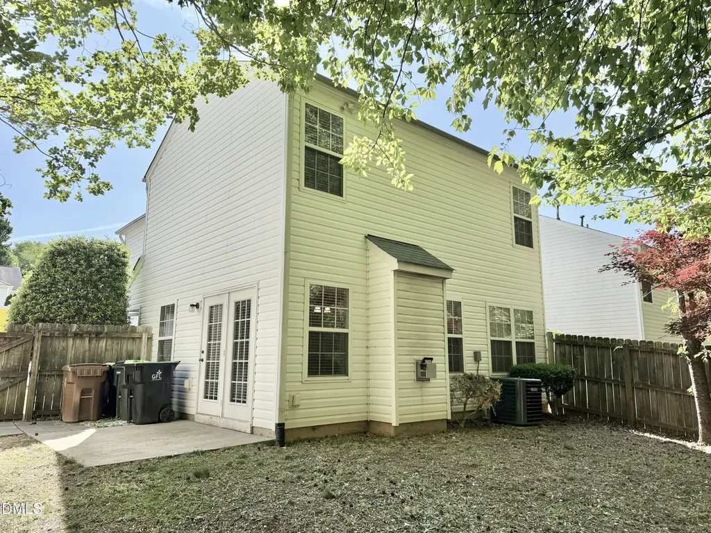 109 Lacombe Court Holly Springs NC 27540