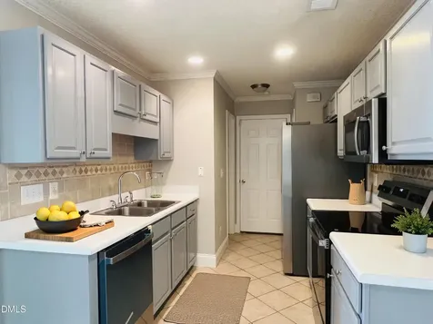 109 Lacombe Court Holly Springs NC 27540