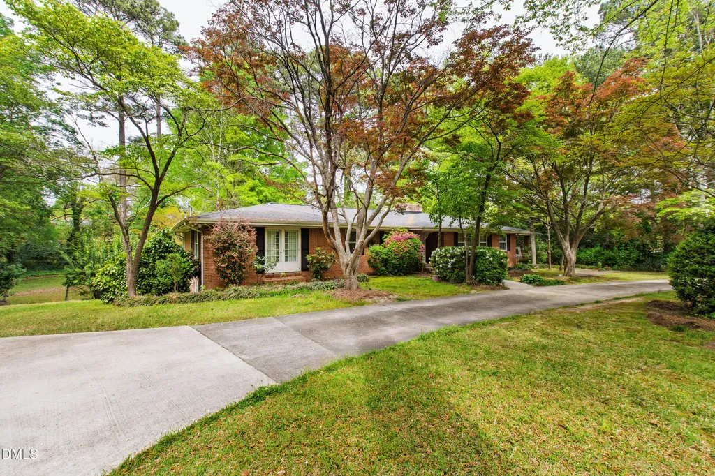 1609 E Davie Street Raleigh NC 27610
