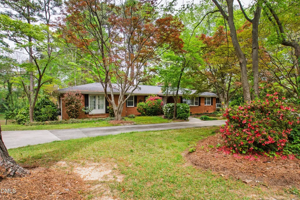 1609 E Davie Street Raleigh NC 27610