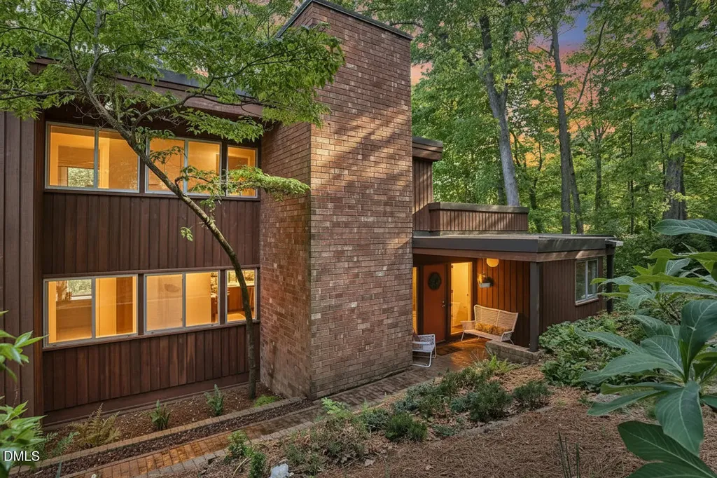 216 Glenhill Lane Chapel Hill NC 27514