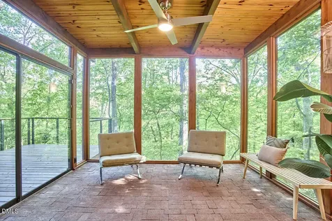 216 Glenhill Lane Chapel Hill NC 27514